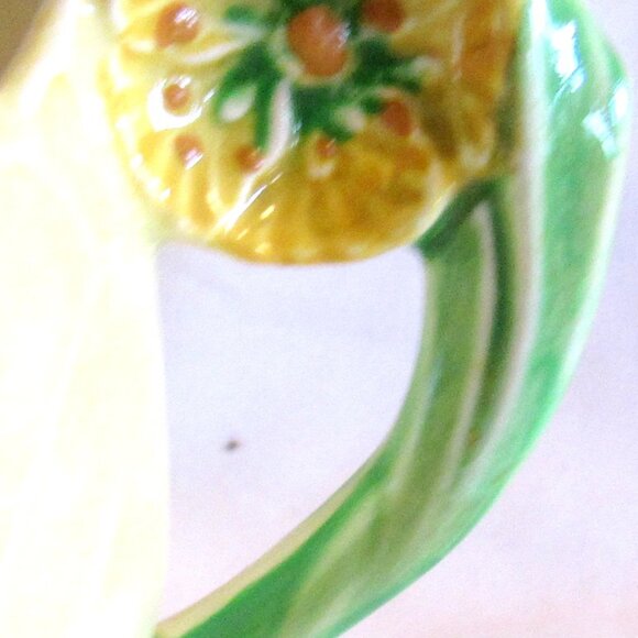Vintage Carlton Ware Buttercup Yellow Creamer, Flower Handle, I842 - Picture 2 of 7